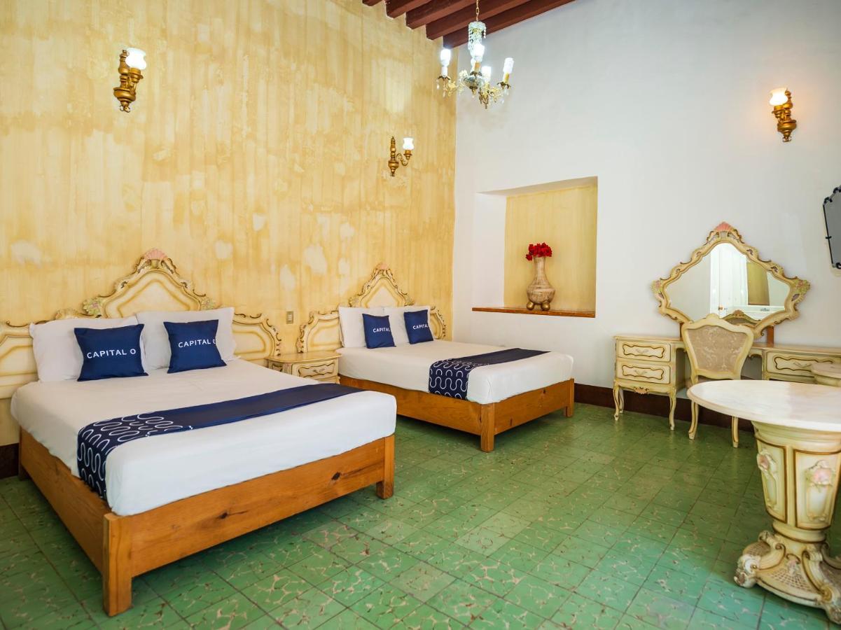 Hotel Meson Del Obispado Queretaro Bagian luar foto